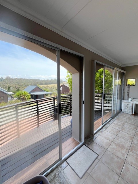 4 Bedroom Property for Sale in Herolds Bay Western Cape